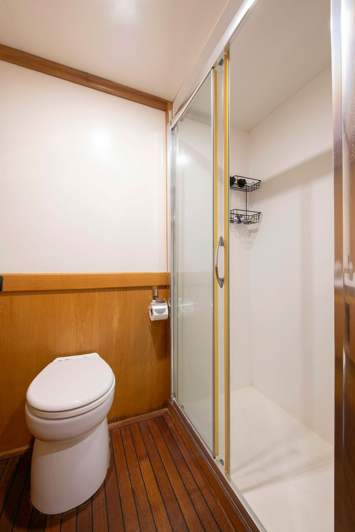 Derya Deniz Galeri 16